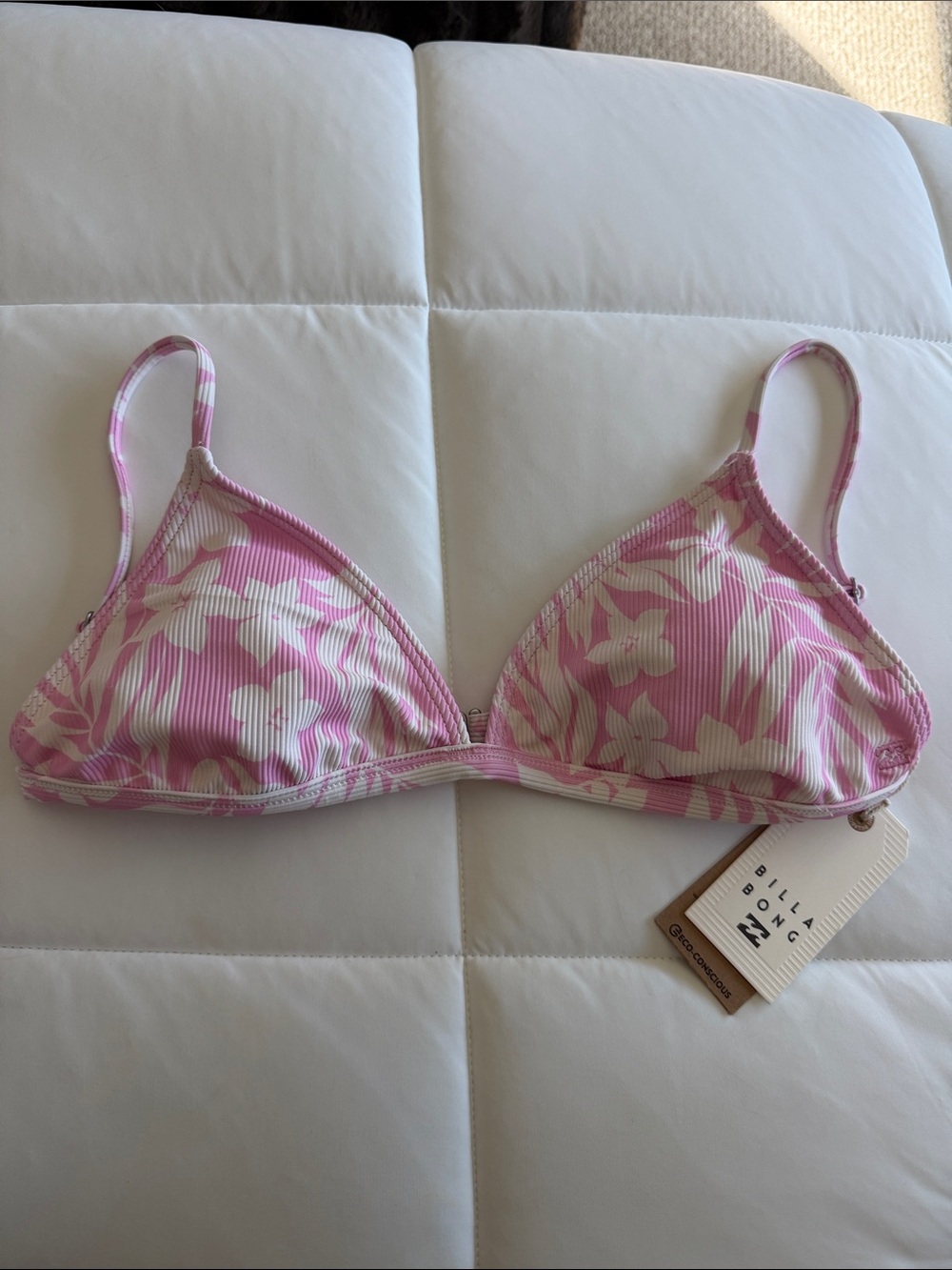 NWT Billabong Bikini Top
